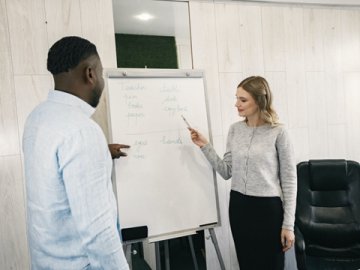 全球大企業(yè)為何選擇這些國家注冊？深度解析原因與優(yōu)勢