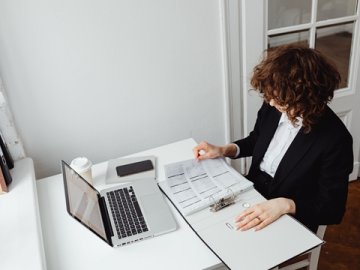 出口代理結(jié)匯風(fēng)險(xiǎn)與高效收匯策略研究