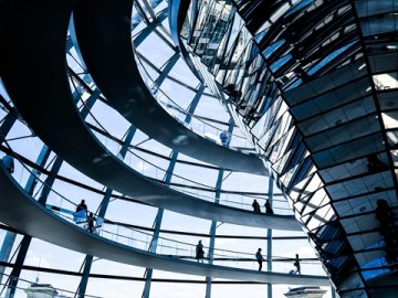 咸寧企業(yè)如何順利開設香港公司銀行賬戶？步驟與避坑指南！