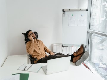 香港注冊(cè)公司助力外貿(mào)企業(yè)合規(guī)出海攻略