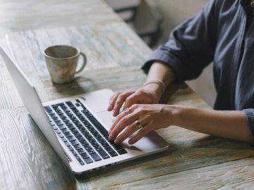 了解香港貿(mào)易公司與創(chuàng)業(yè)故事，開(kāi)啟你的商業(yè)之旅！